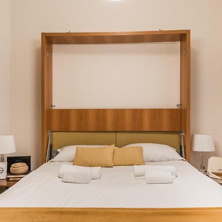 The Best Rent - Two-Bedroom Apartment Near Fori Imperiali Rome Exterior photo